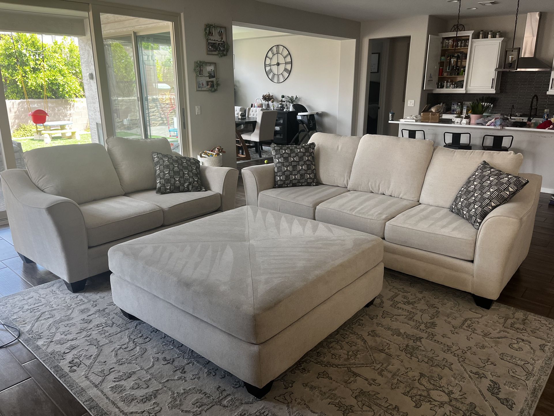 Beige Couches With Ottoman 
