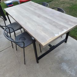 Table And Chairs 