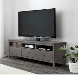 Hemnes TV Console