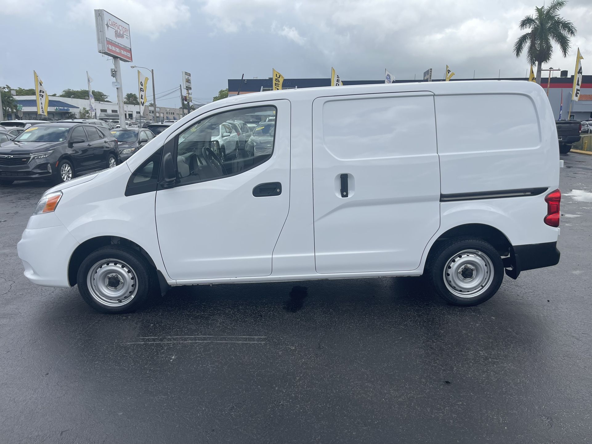 2021 Nissan NV Cargo