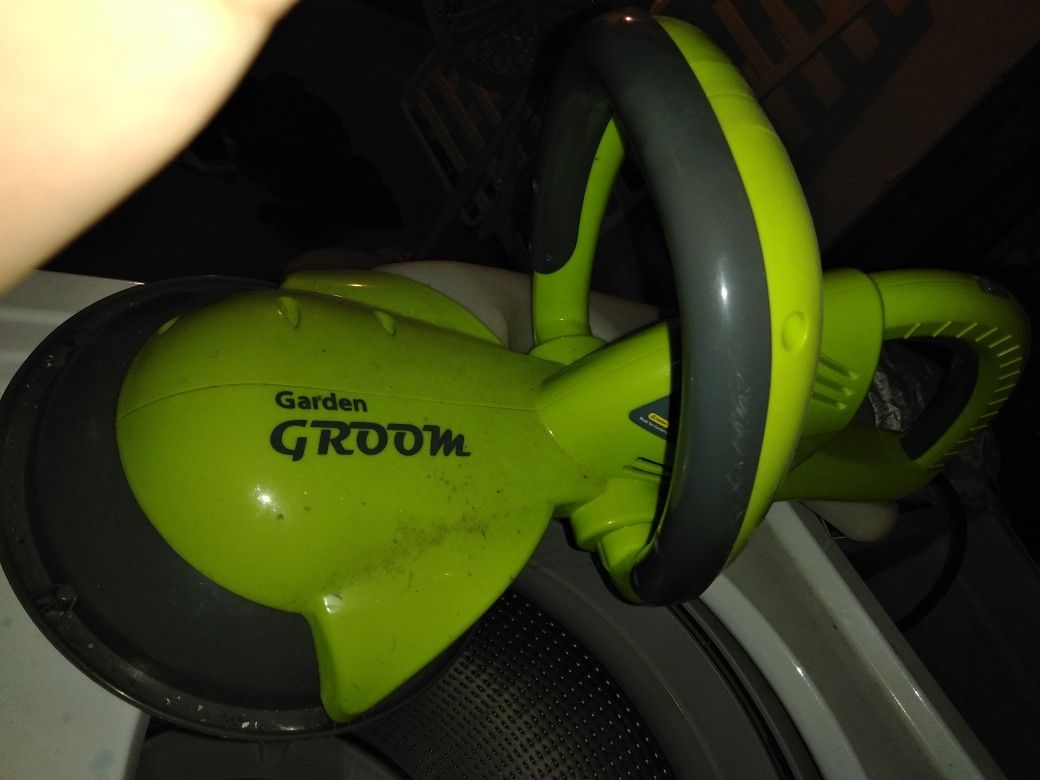 Need Gone !!Garden groomer