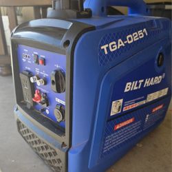 2500 WATT GAS GENERATOR - VERY QUIET - LIKE NEW