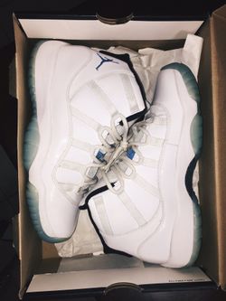 Legend blue 11’s