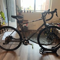 Specialized AWOL Bicycle/Bike size L 2018