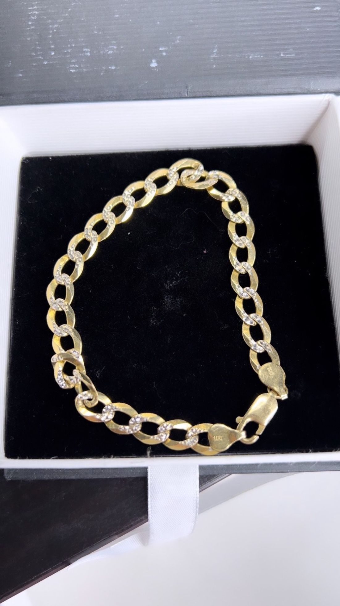 14k Gold Cuban Bracelet 8’ 12g
