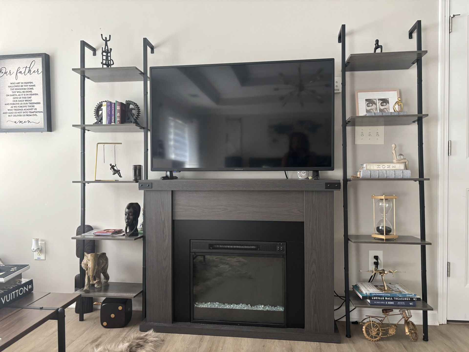 Ladder Shelving/bookcase