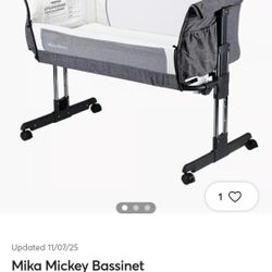 Mika And Mickey Bassinet 