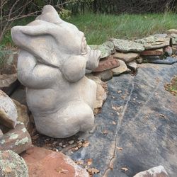 Adorable Plaster Piggy Yard Decor Approx 3 Ft Tall