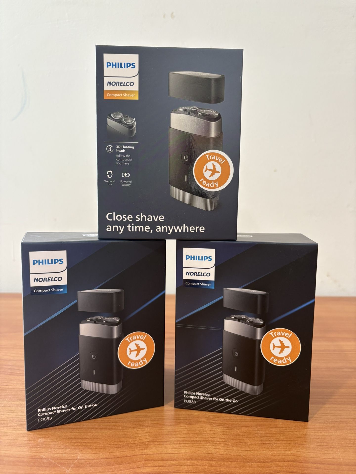 Philips Norelco Compact Rechargeable Electric Shaver