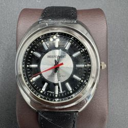 Vintage Independent Quartz Water Resistant Tachymeter Watch Japan Movt Running Great