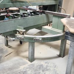 Counter Top Saw.