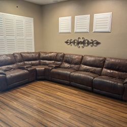 Brown Leather Couch And 3 Recliners 