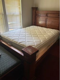 Queen size bed