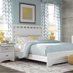 Rooms To Go  Belcourt Bedroom White Bedroom Set