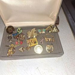 Assortment of pinns