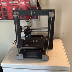 two 3d printers