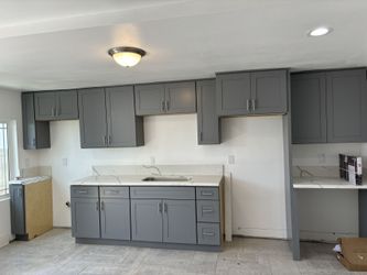 Grey Shaker and Calacatta White  Counter Top