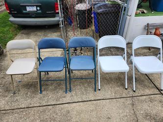 Folding Chairs Lot of 5