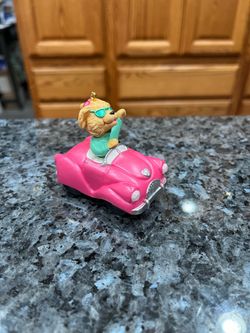 Hallmark Keepsake “1984 Simply Incredible Sister” ornament. The license plate has the year 1994. Size approximately 2 3/4 inches by 1 1/2 inches. H