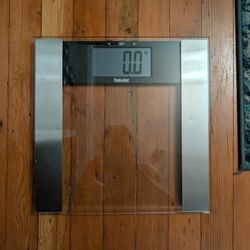 Digital Glass Body Weight and Composition Scale