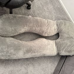 Pregnancy pillow