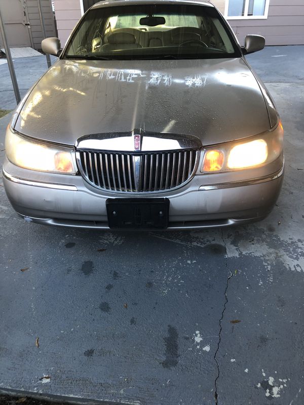 1999 Lincoln Town Car for Sale in Spartanburg, SC OfferUp