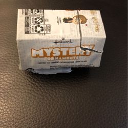 SUPER RARE Golden Snitch Hallmark Harry Potter 2021 Series 2 Mystery Ornament