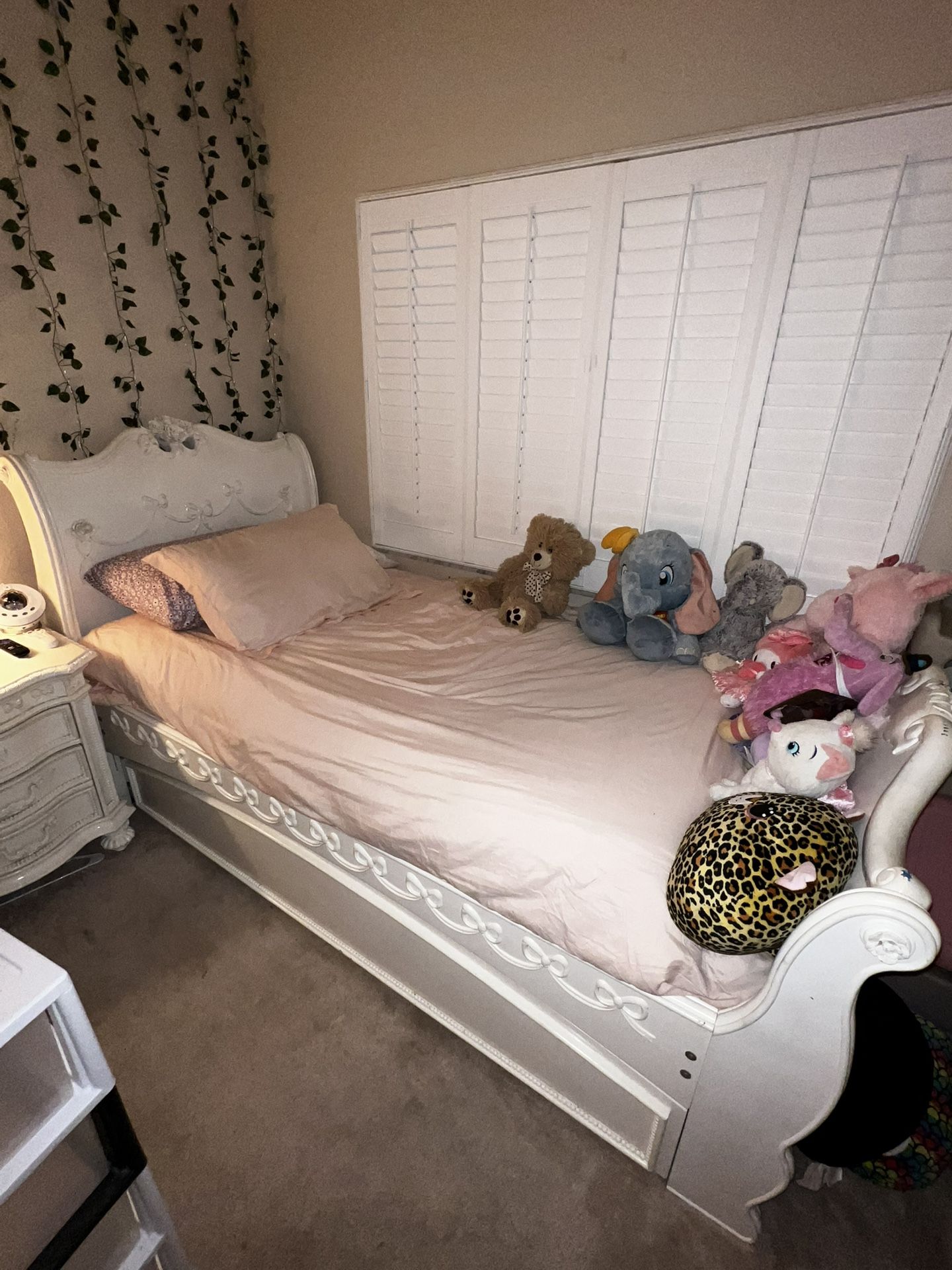 Disney Princess Bedroom Set 4 Pieces 