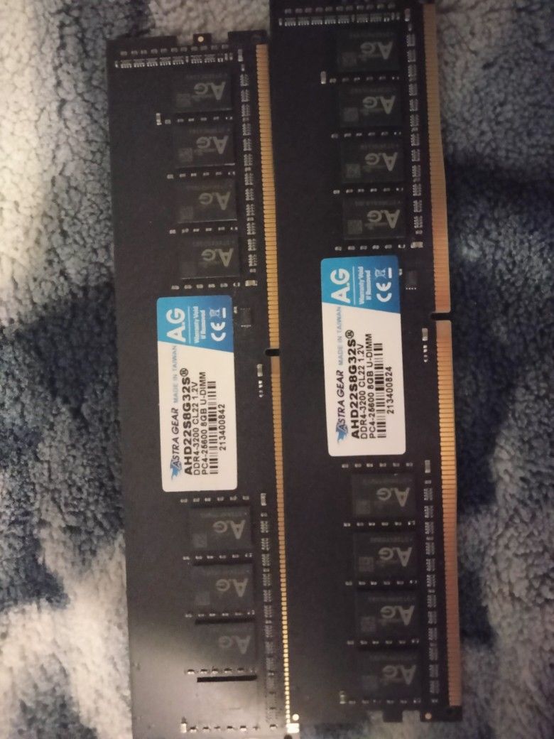 8 GB DDR4-32000 X2 Sticks For Desk Top CPU