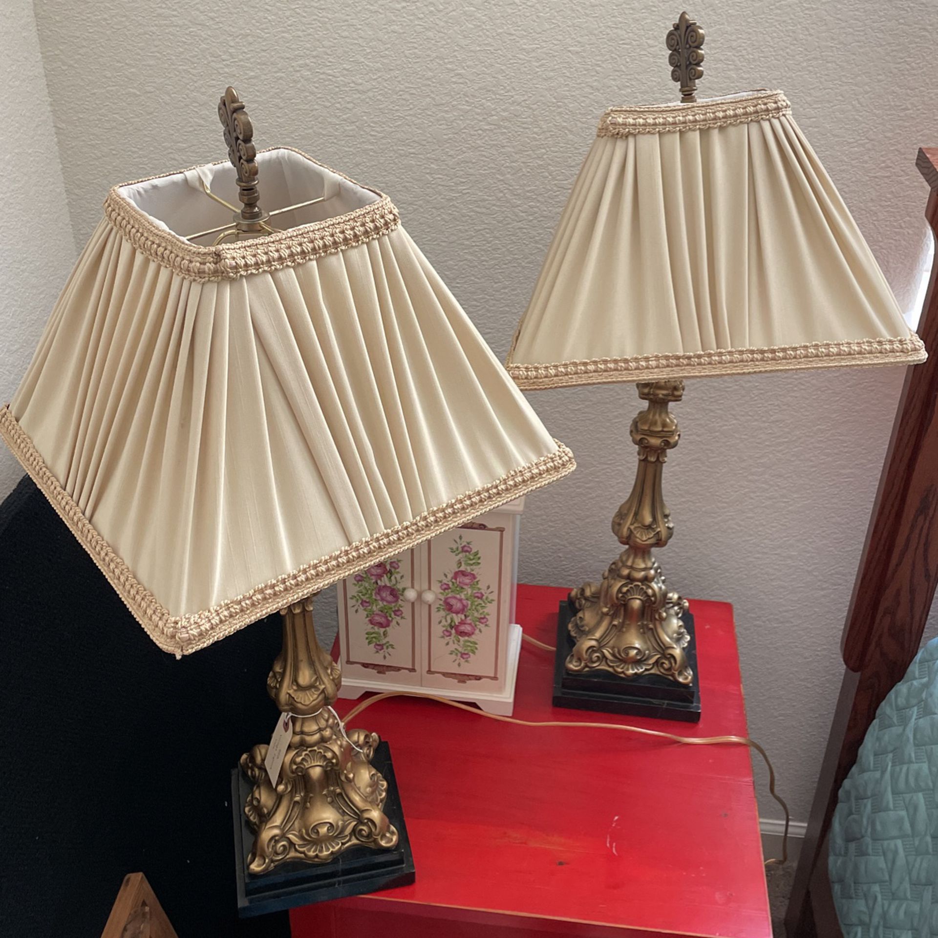 Vintage Lamps(2)