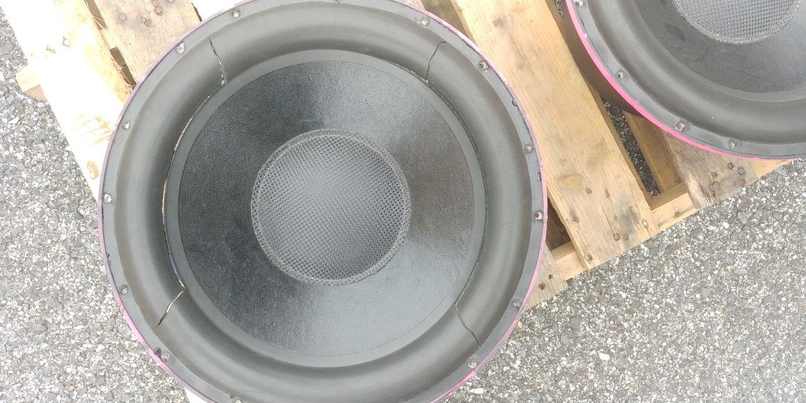 :::Updated:::Vfl comp 15s 3k rms each with psi soft parts
