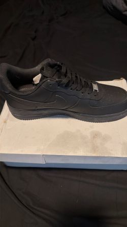 NIKE AIR FORCE 1 —10