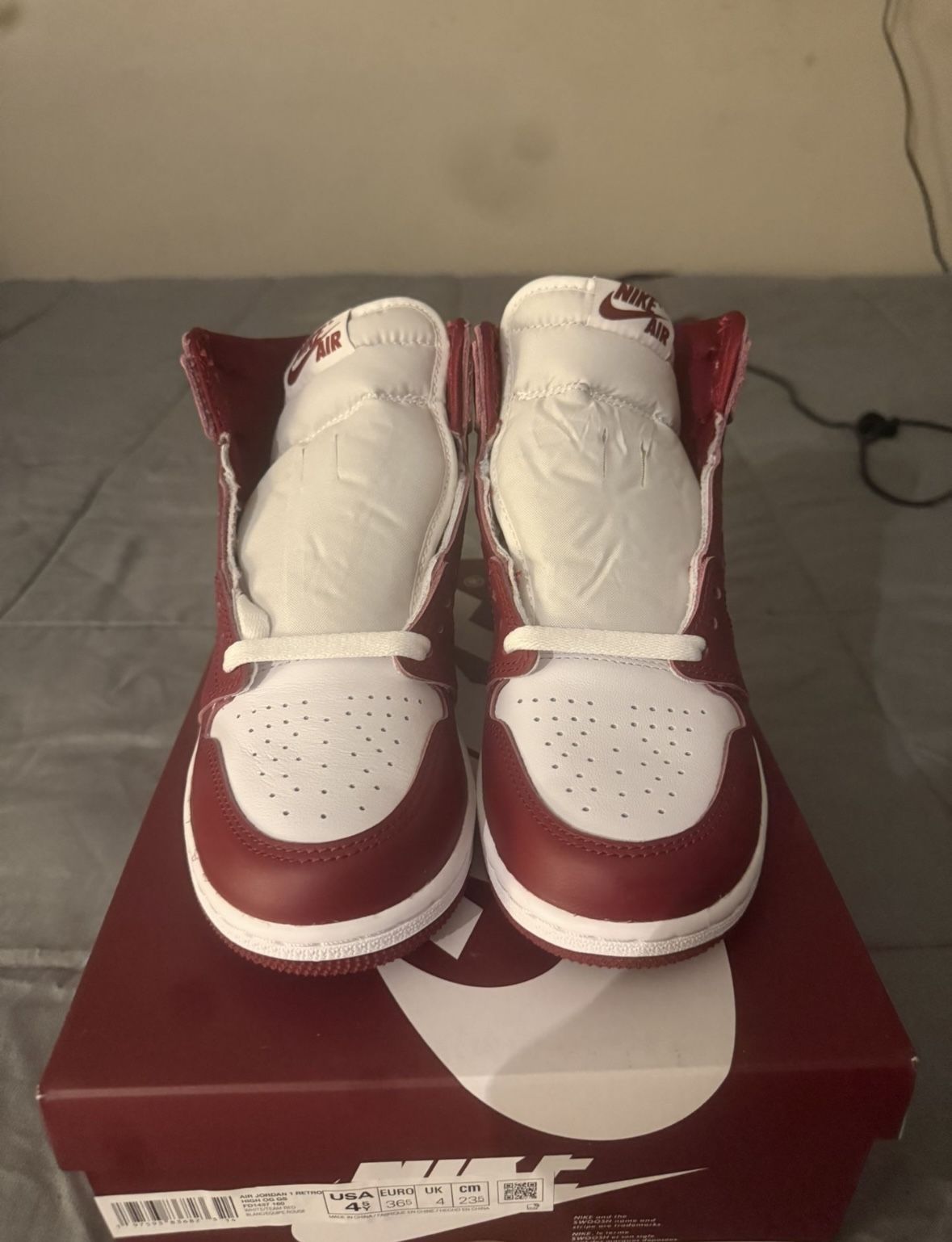 Jordan 1 Size 9 1/2