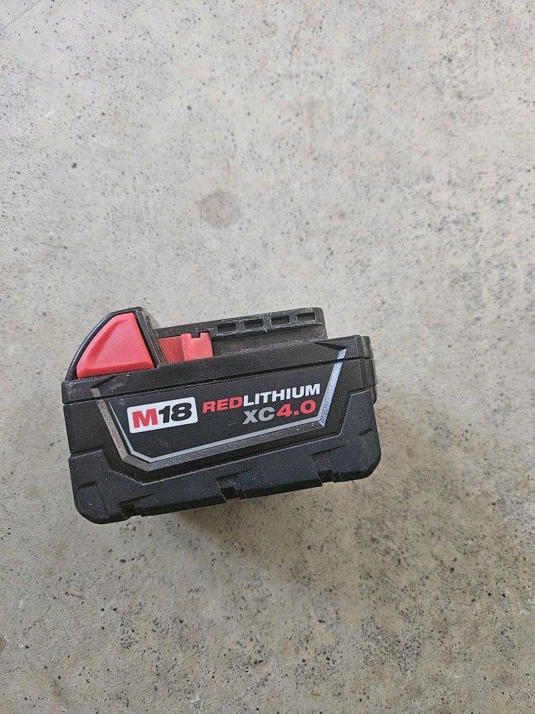 M18 Red Lithium XL 4 Battery