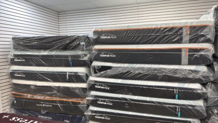 Tempur Pedic mattress up to 70 % off  7735241738