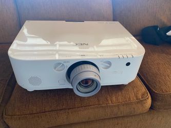 NEC PROJECTOR HIGH END