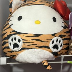 Hello Kitty Giant Squishmallow 