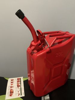 New Red JERRY 20L/5.3 Us gallons Pickup In Chicago $40