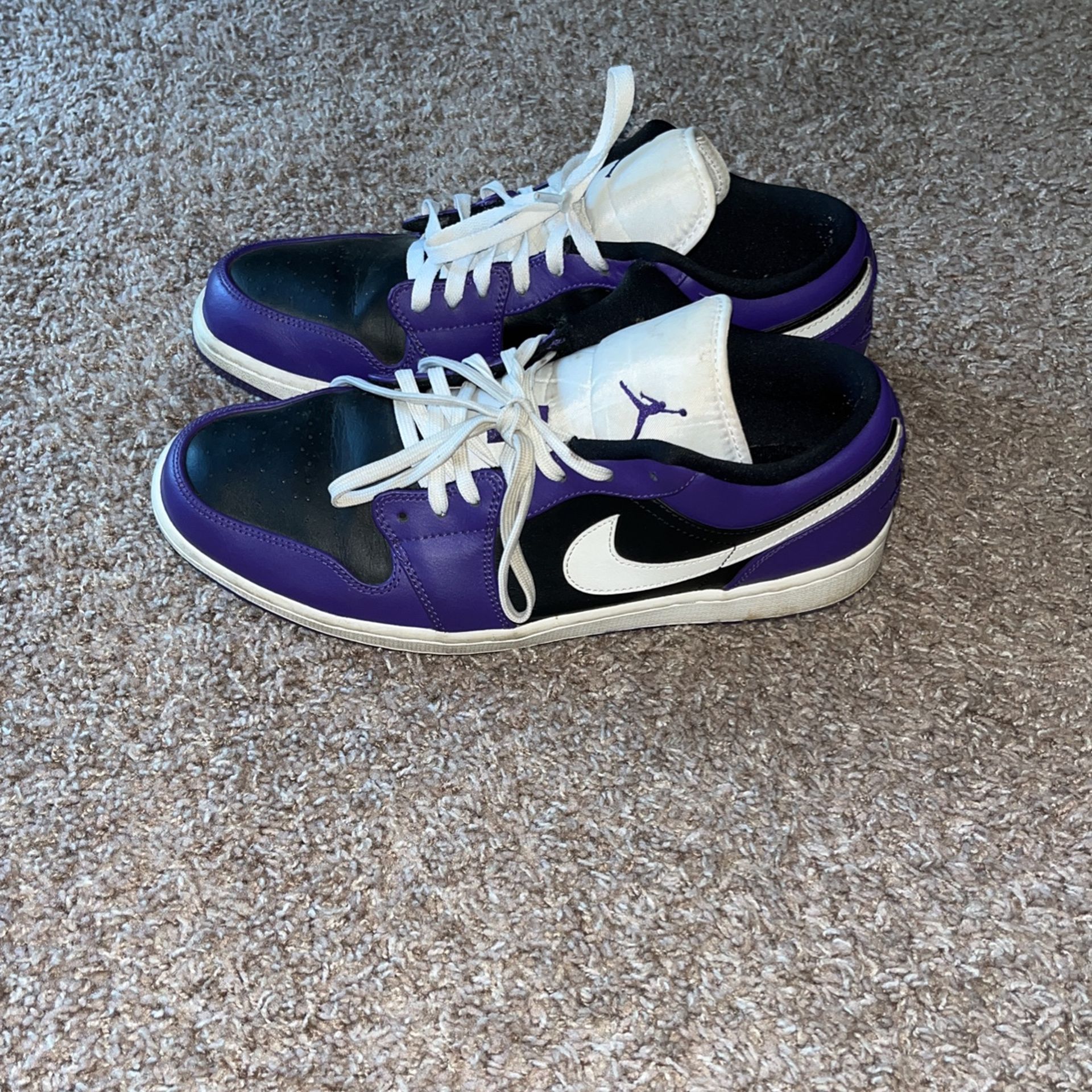 Nike Air Jordan 1 Low Court Purple
