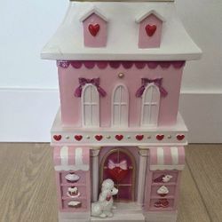 Cute Decorative House 