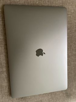 MacBook Pro 14”