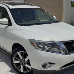 2013 Nissan Pathfinder Platinum 