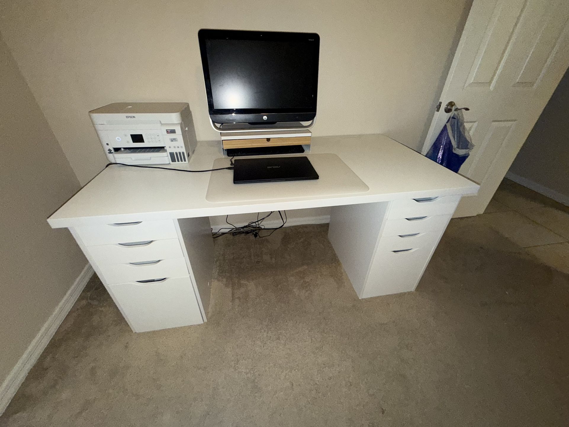 White desk & Two Cabinets