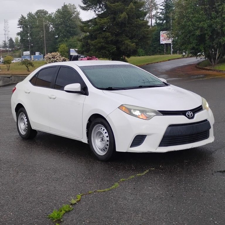 2014 Toyota Corolla LE
