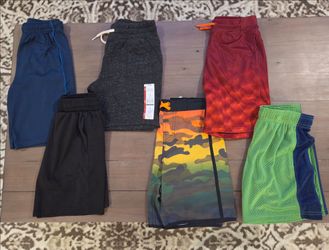 Boys SIZE 8 athletic shorts