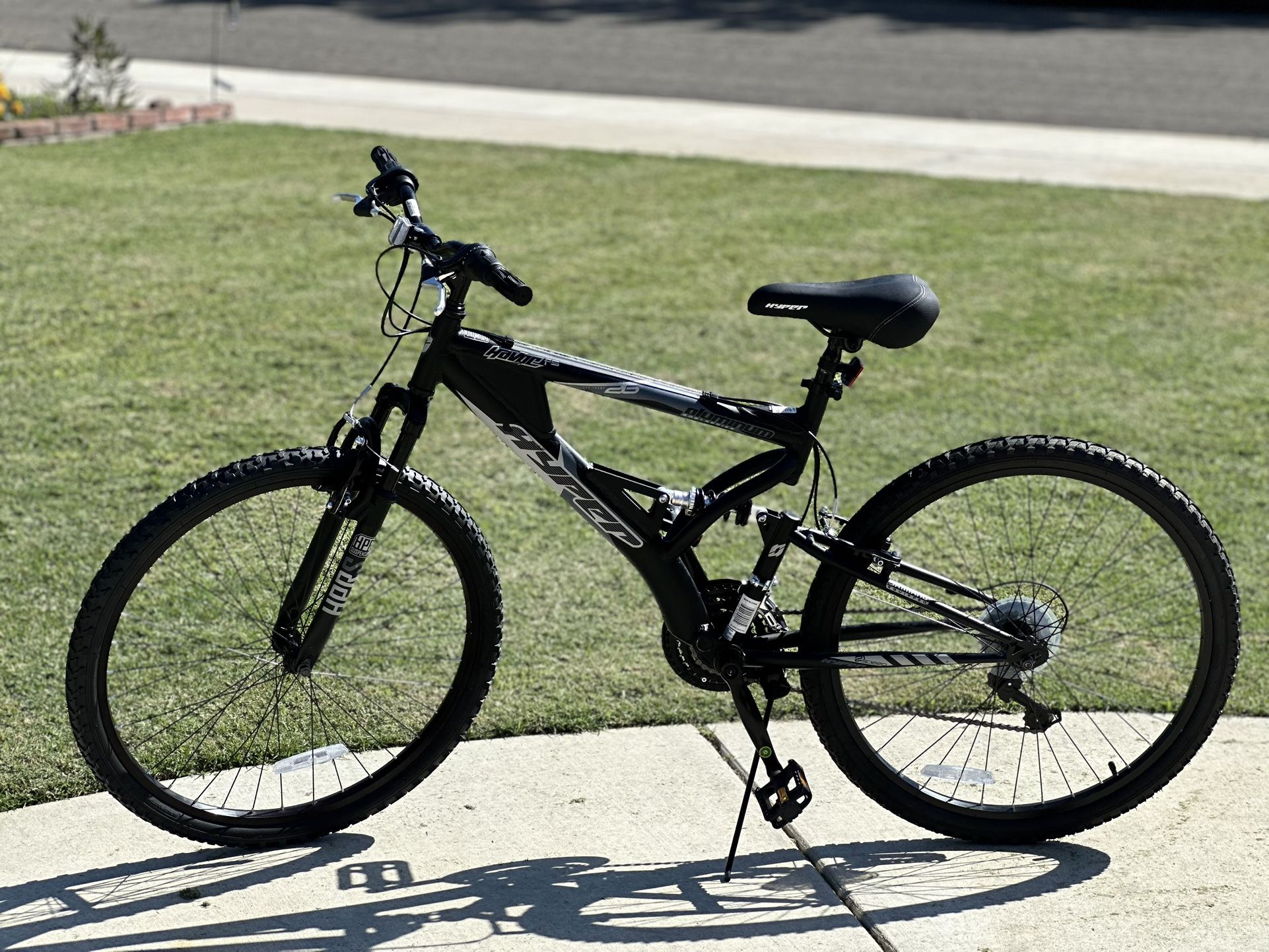 26" Hyper Bicycle Havoc Mountain Bike,  Black