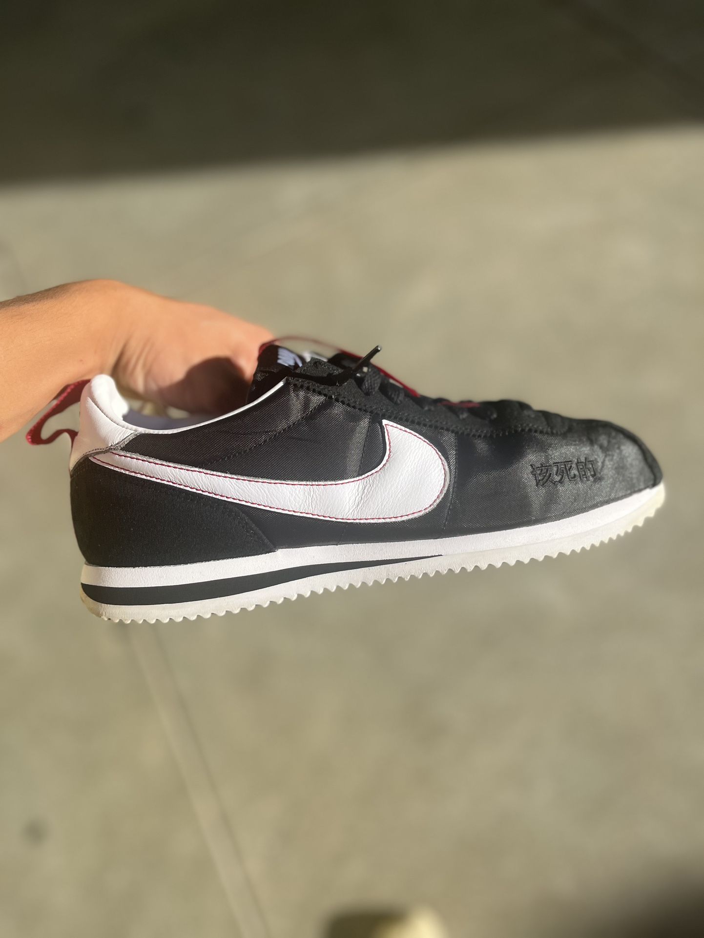 Nike Men's Air Cortez Kendrick Lamar Kenny Iii Shoes