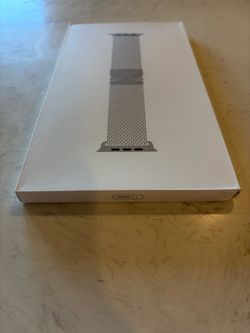 Apple Watch Natural Titanium Milanese Loop Large