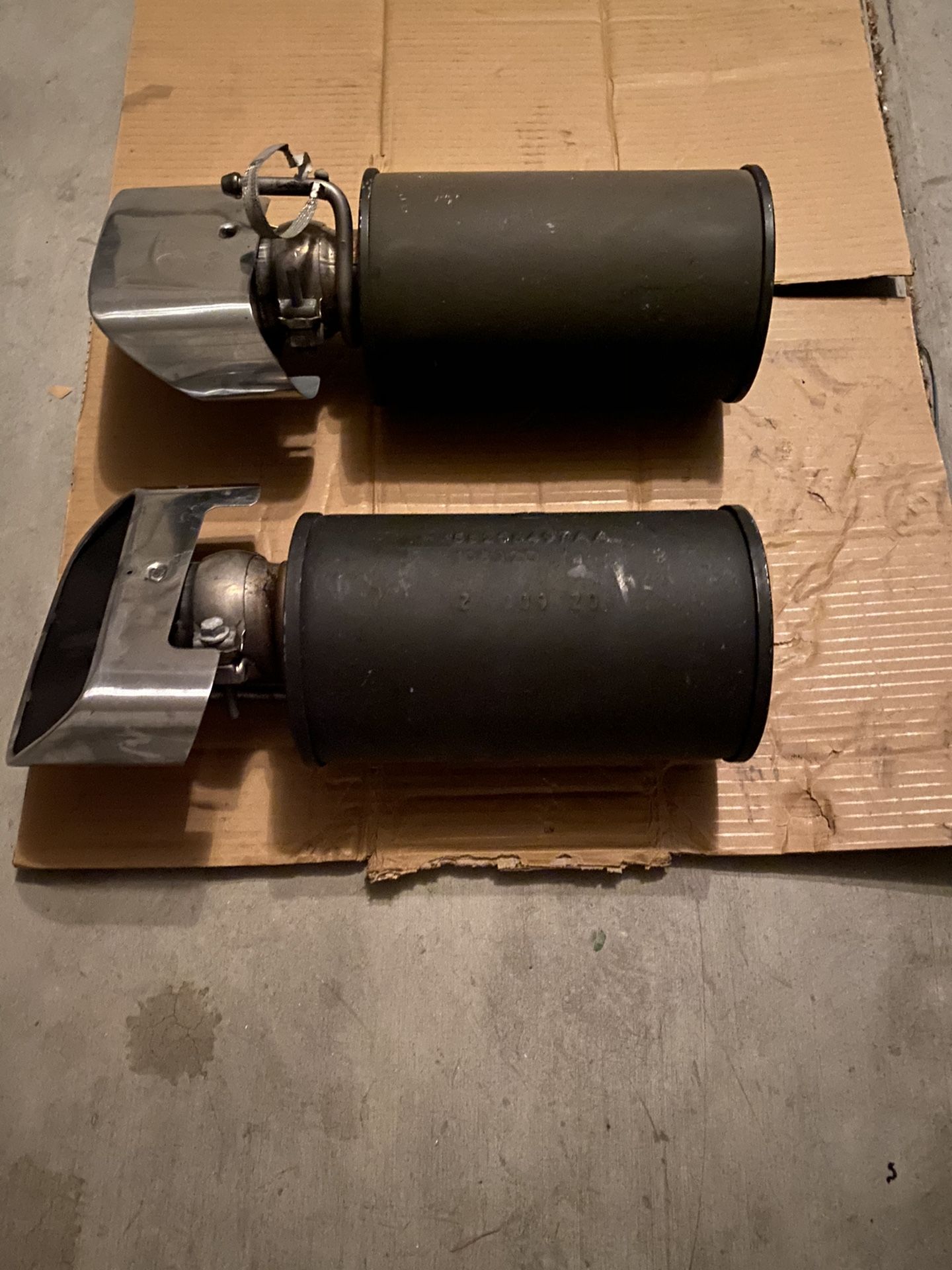 2020 challenger scat pack oem mufflers, resonators and tips. for Sale in Goodyear, AZ OfferUp