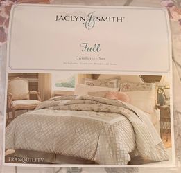 Jaclyn Smith "Tranquility" 3-Piece Full-Size Comforter Set. New in Packaging